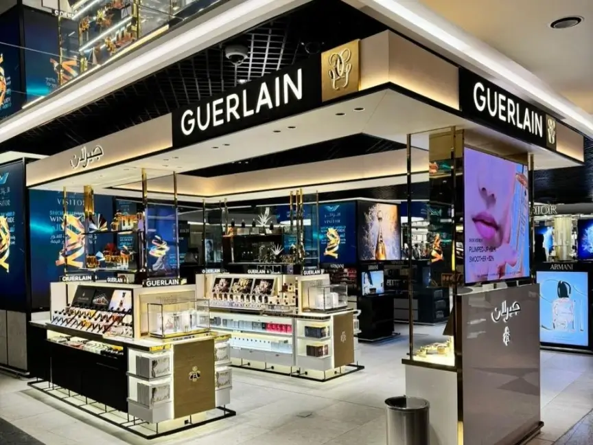 Visual Merchandising That Sells: How Strategic Design Impacts Retail Performance